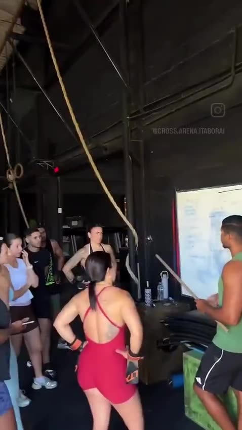 Cena real de treino na Arena
